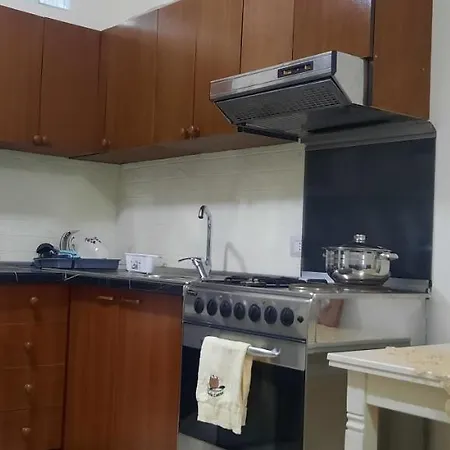 Year Privat Apartment Vlorë